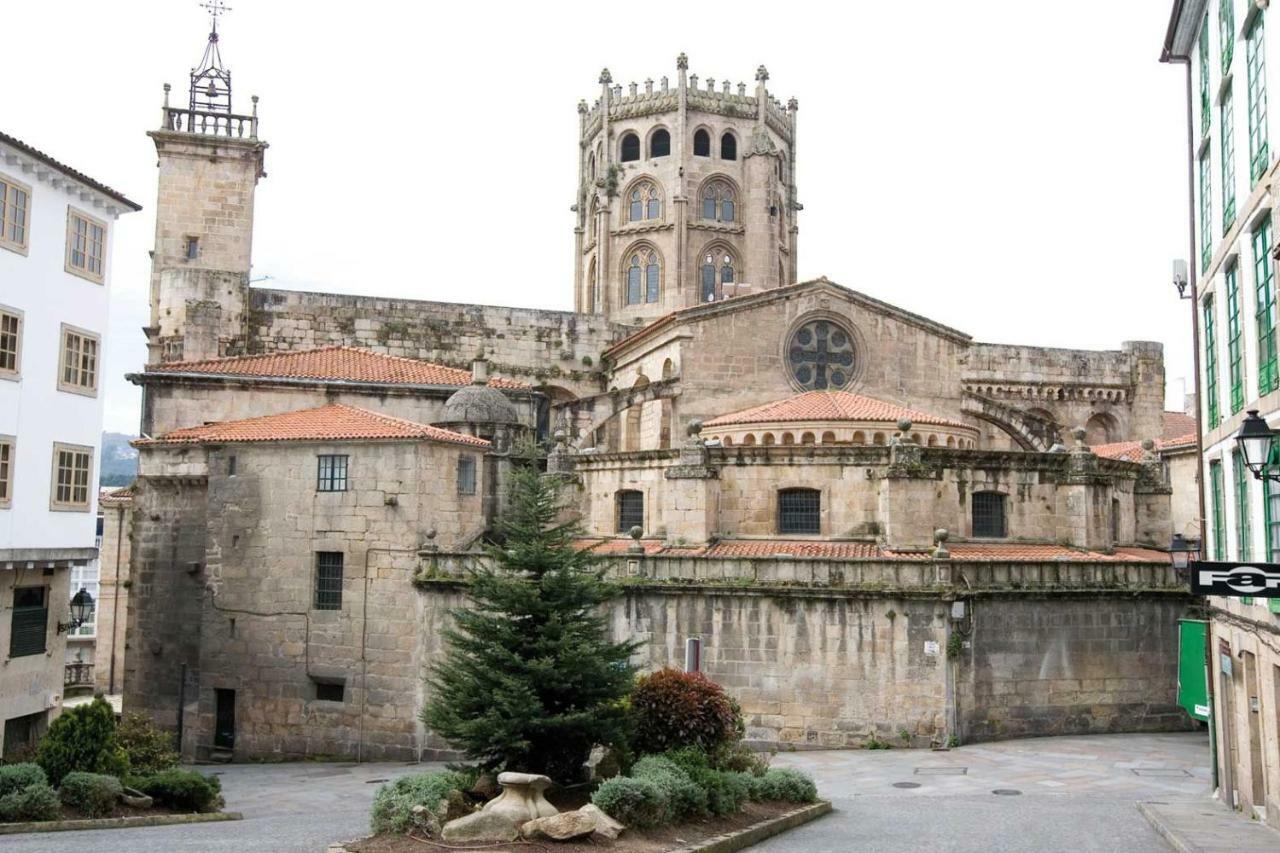 Luminoso Apartment Casco Histórico Ourense Exterior foto